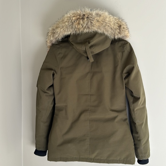 CANADA GOOSE MONTEBELLO PARKA MILITARY GREEN - Picture 7 of 15